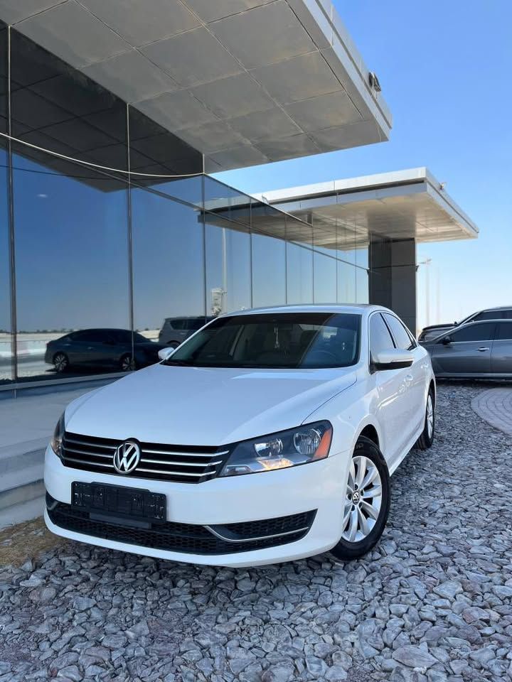 2014 Volkswagen Passat in dubai