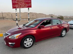 2013 Nissan Altima in dubai