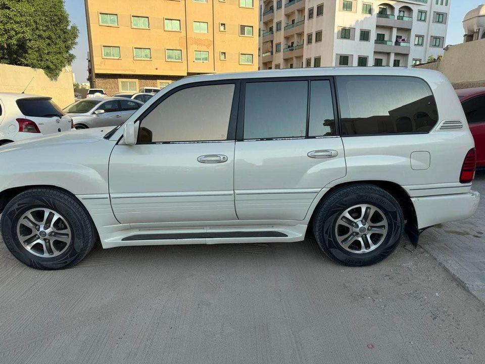 2002 Lexus LX 470