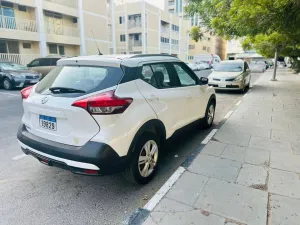 2018 Nissan KICKS