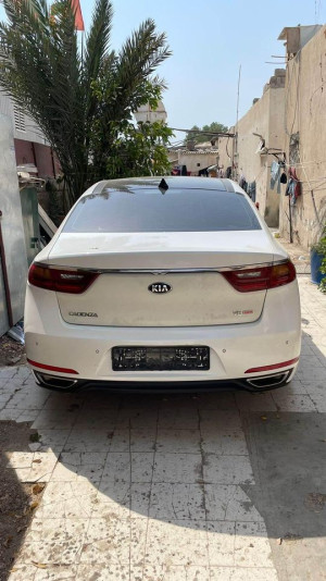 2017 Kia Cadenza