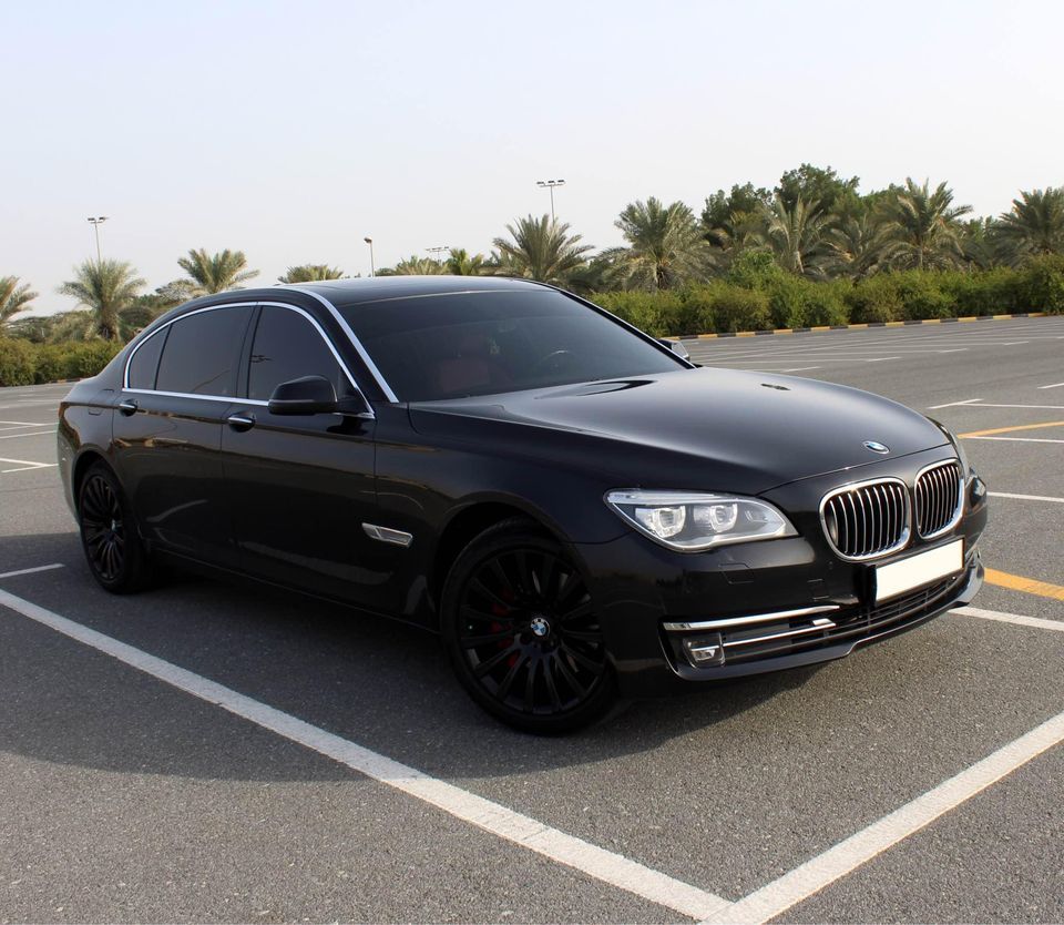 2015 BMW 7-Series in dubai