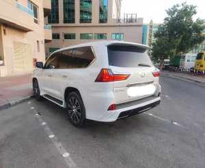 2018 Lexus LX 570