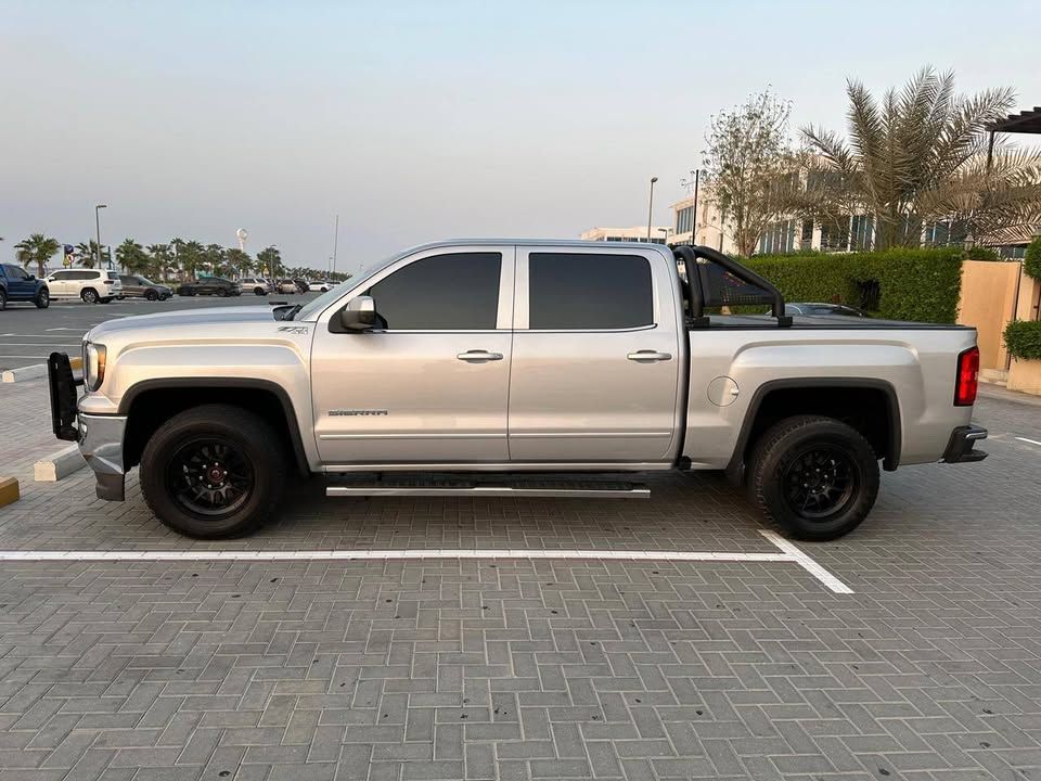 2017 GMC Sierra