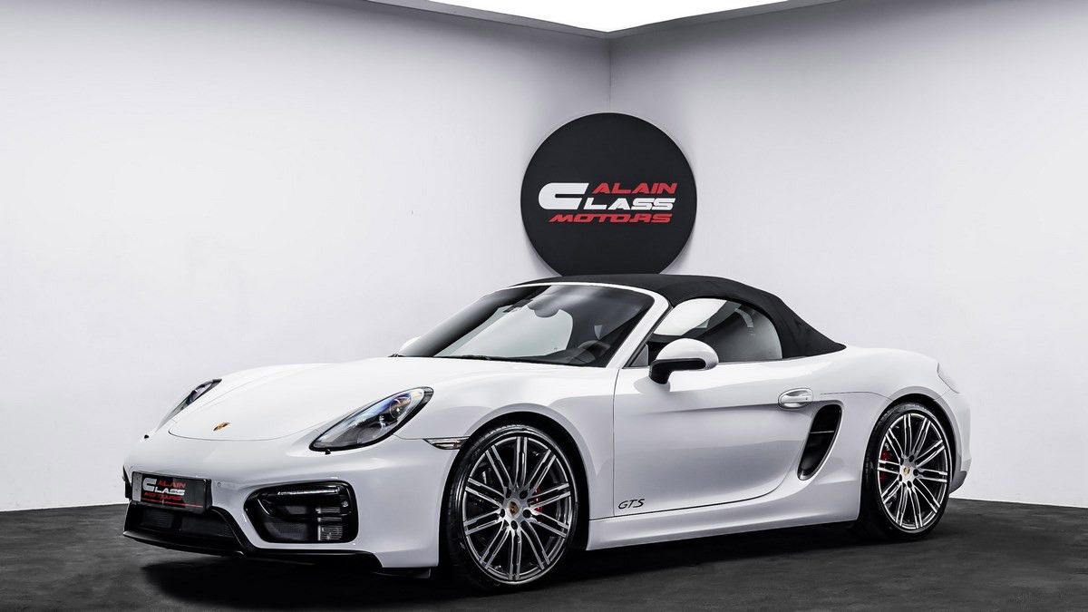 2015 Porsche Boxster in dubai