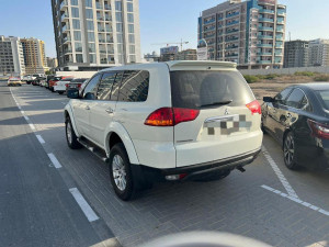 2011 Mitsubishi Pajero