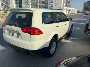 2011 Mitsubishi Pajero