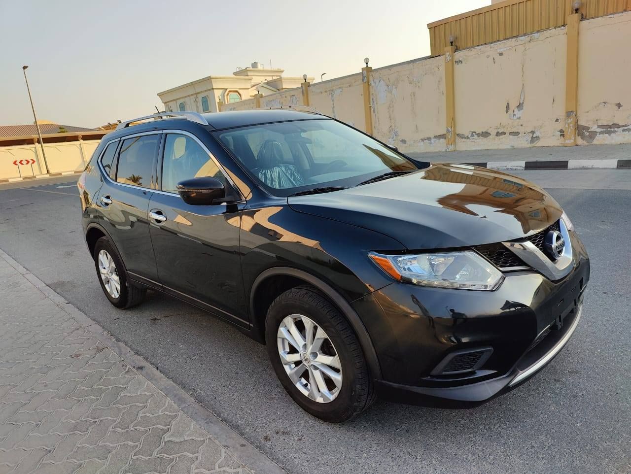 2016 Nissan Rogue in dubai