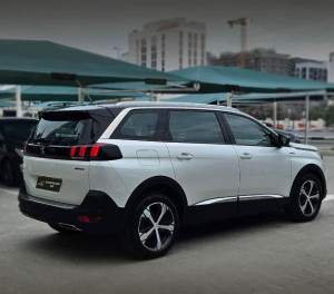 2019 Peugeot 5008