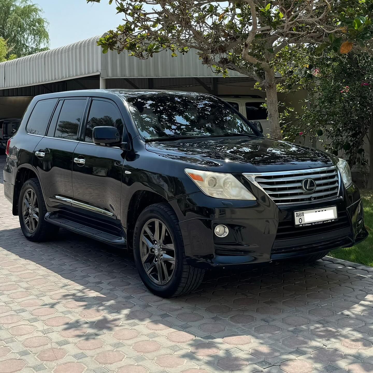 2011 Lexus LX 570 in dubai