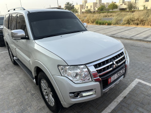 2017 Mitsubishi Pajero