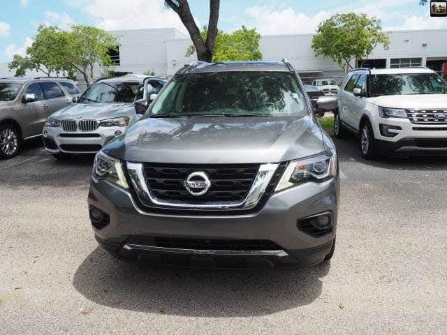 2016 Nissan Pathfinder in dubai