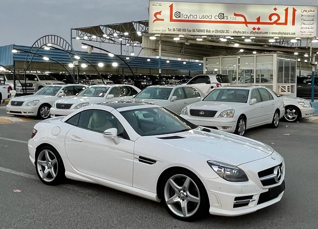 2015 Mercedes-Benz SLK in dubai