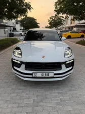 2024 Porsche Macan