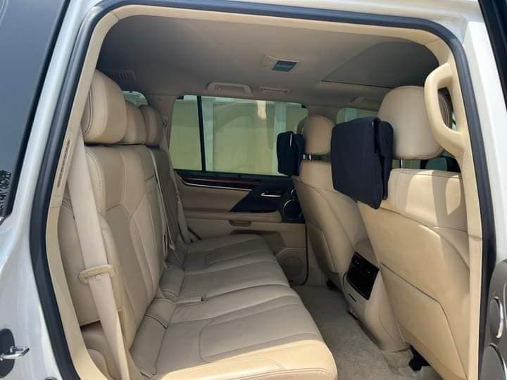 2017 Lexus LX 570