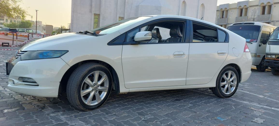 2011 Honda Insight in dubai