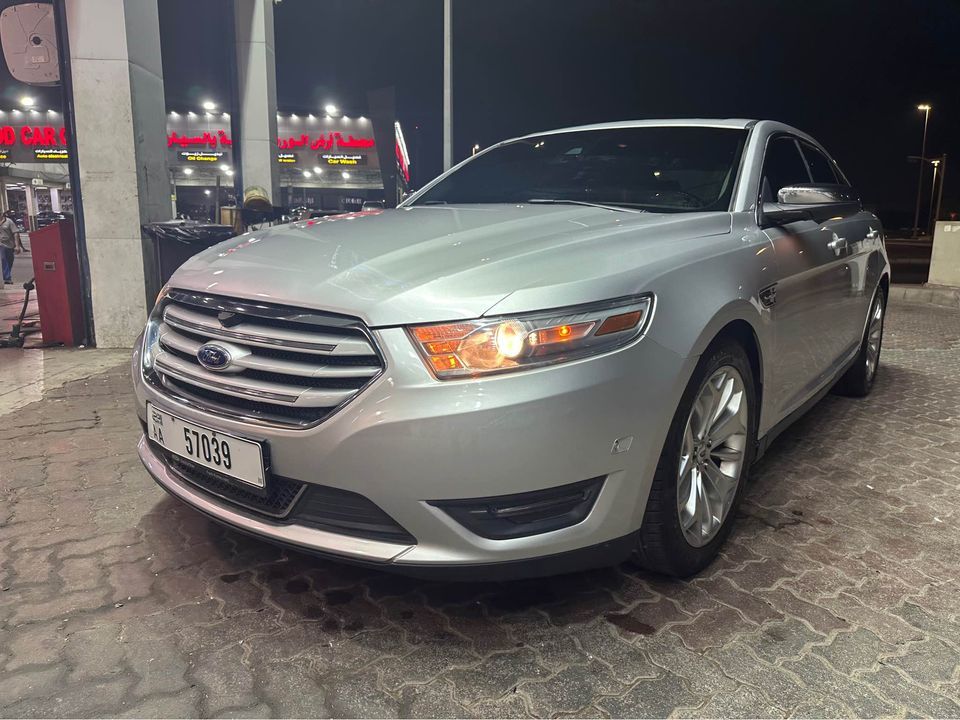 2014 Ford Taurus