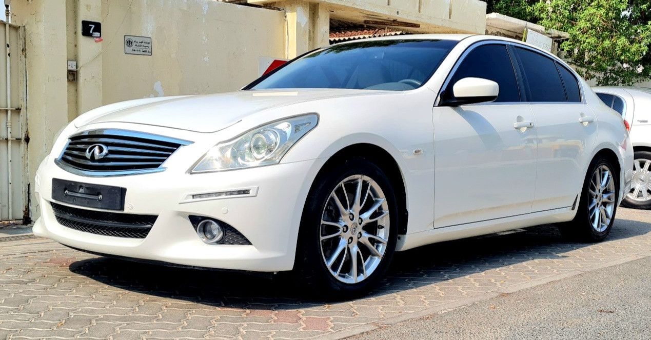 2014 Infiniti G25 in dubai