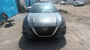 2022 Nissan Altima in dubai