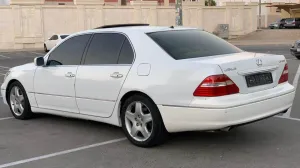 2004 Lexus LS 430