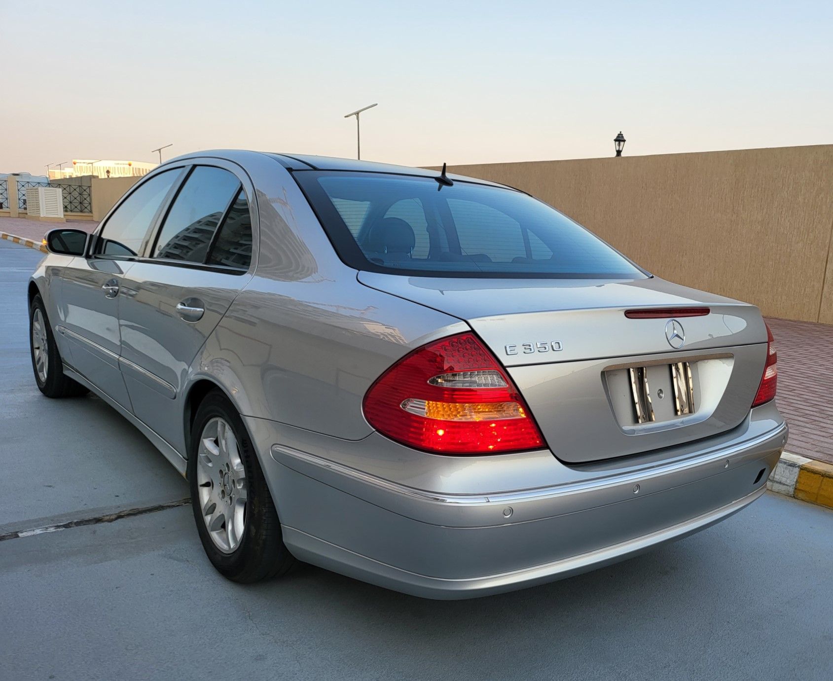 2005 Mercedes-Benz E-Class