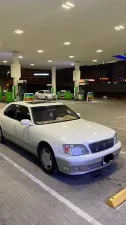 2000 Lexus LS