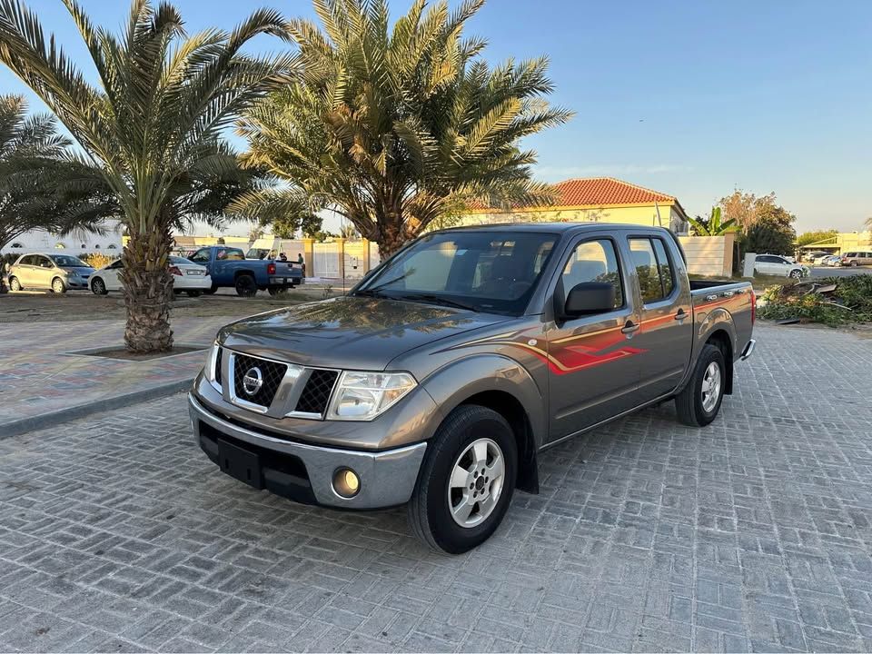 2015 Nissan Navara in dubai