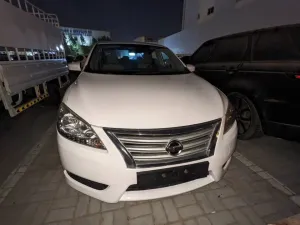 2016 نيسان سنترا in dubai