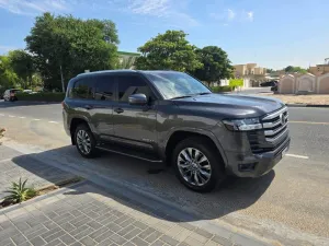 2023 Toyota Land Cruiser