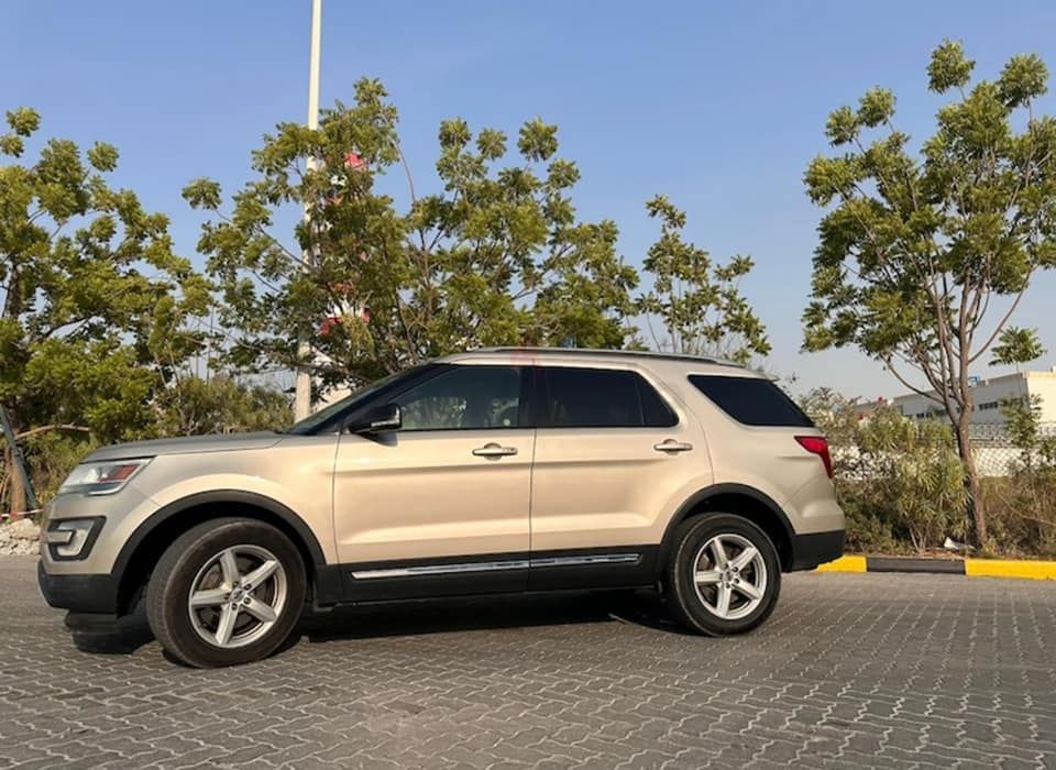 2017 Ford Explorer in dubai