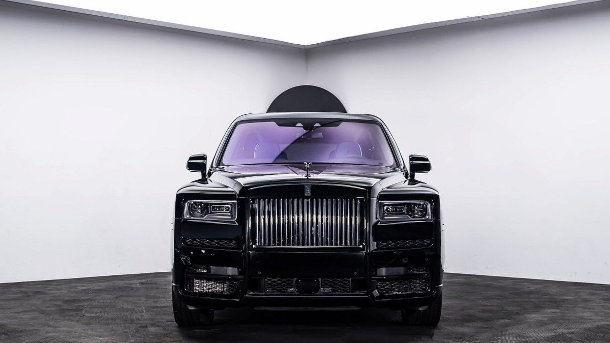 2024 Rolls Royce Cullinan in dubai