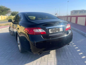 2015 Infiniti Q70