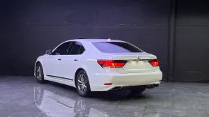 2014 Lexus LS 460