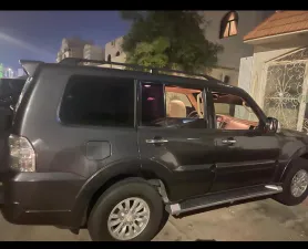 2012 Mitsubishi Pajero