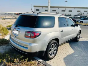 2014 GMC Acadia in dubai