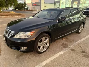 2010 Lexus LS in dubai