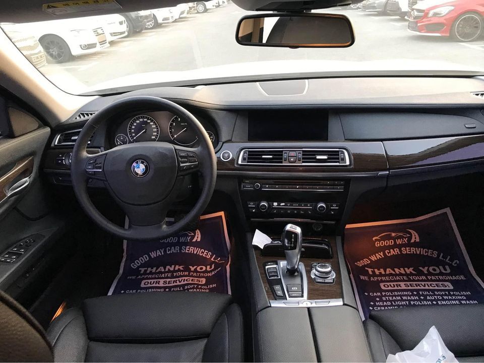 2010 BMW 7-Series