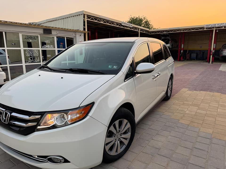 2016 Honda Odyssey in dubai