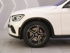 2023 Mercedes-Benz GLC