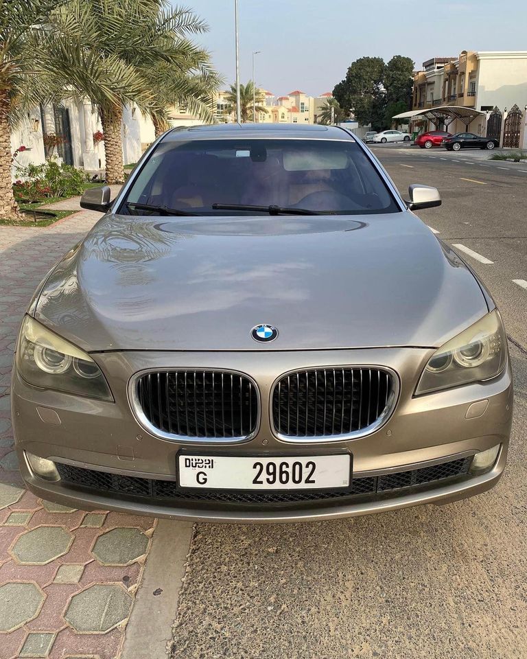 2011 BMW 7-Series in dubai