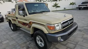 2010 Toyota Land Cruiser Pickup