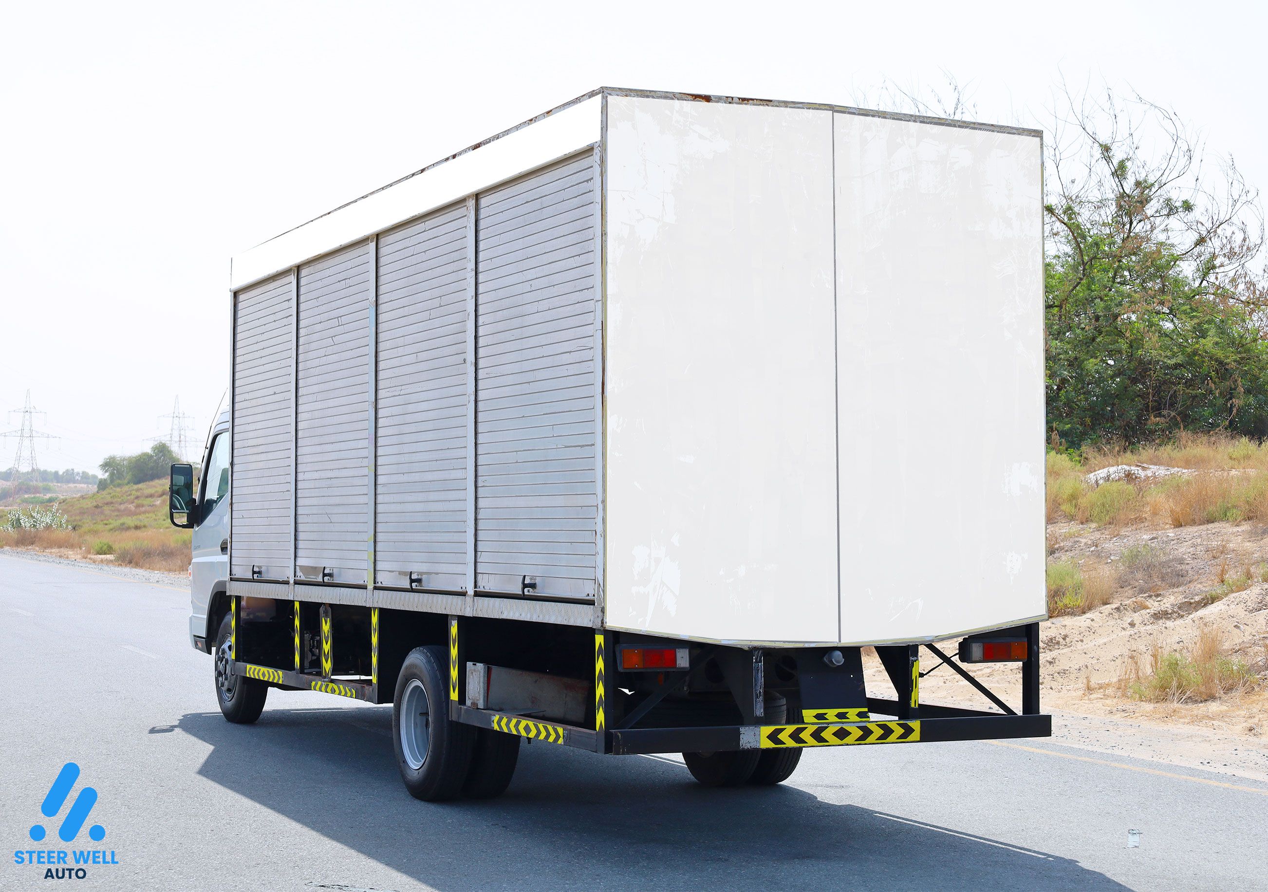 2017 Mitsubishi Canter