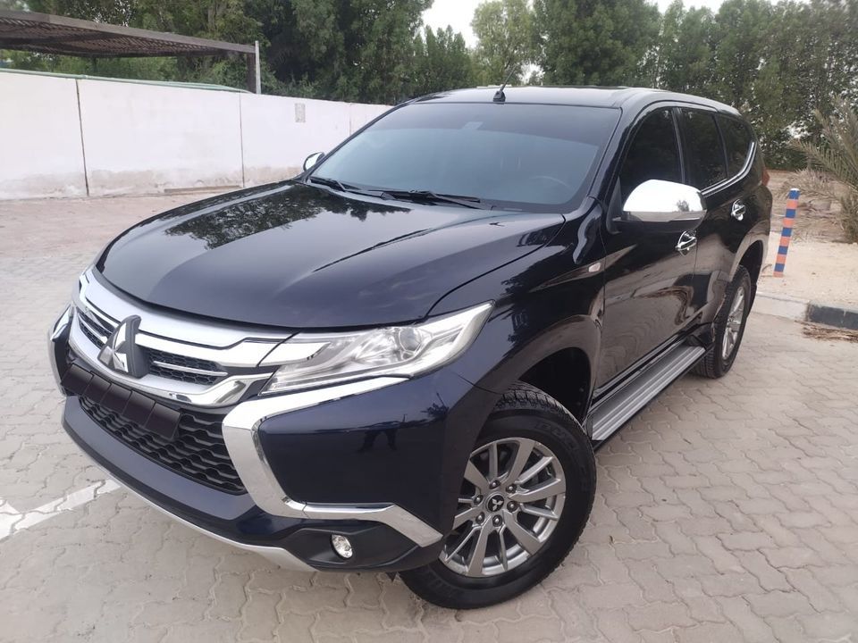 2017 Mitsubishi Montero in dubai