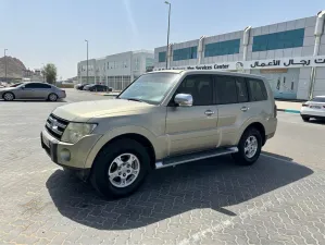 2008 Mitsubishi Pajero in dubai