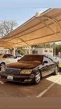 1999 Lexus LS 400