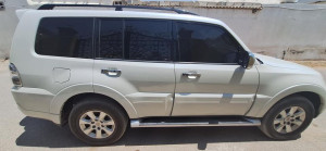 2014 Mitsubishi Pajero