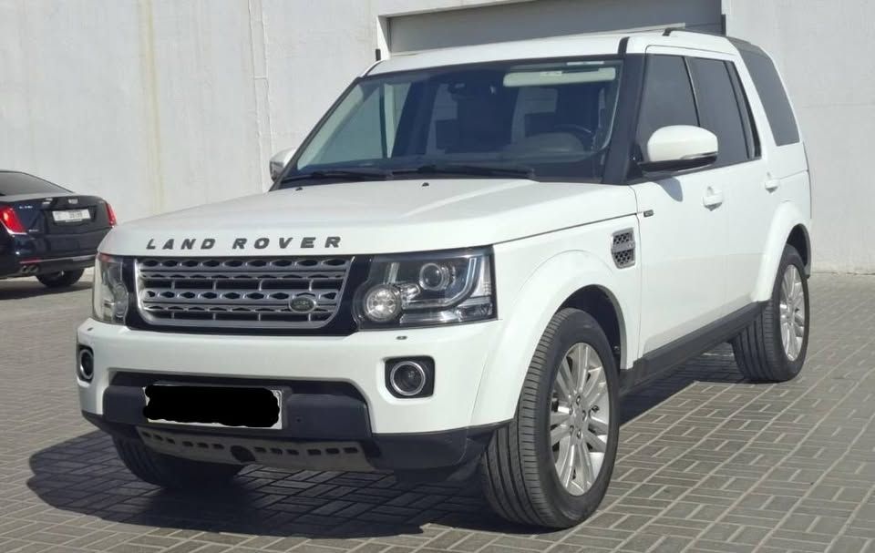 2016 Land Rover LR4 in dubai