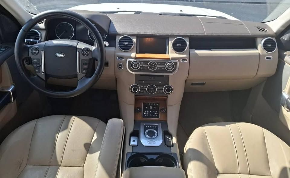 2016 Land Rover LR4