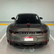 2020 Porsche 911 Carrera