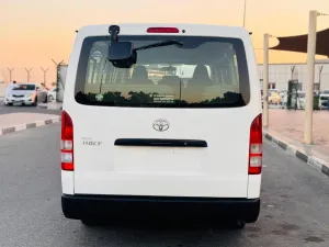 2015 Toyota Hiace